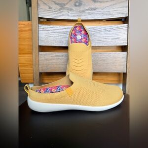 Revitalign Stella Orthotic Memory Foam Knit Mules size 11 for women